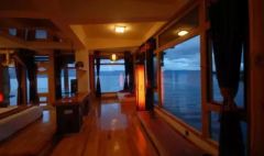 并且要采办坐北朝